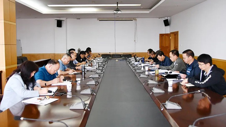 云煤（天博）集团党委副书记、副董事长、总司理高建嵩一行到云维集团督导调研