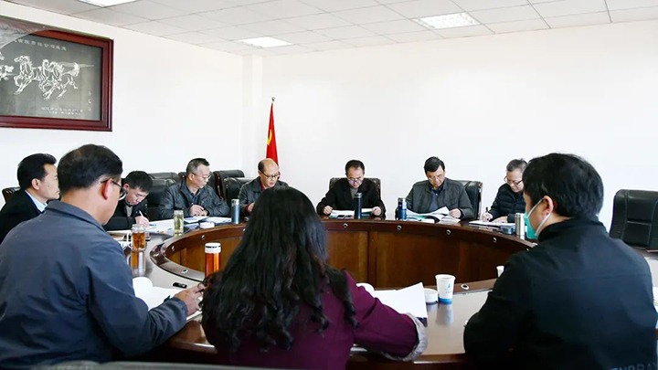 云煤（天博）集团党委副书记、副董事长、总司理高建嵩一行到云维集团指导年度民主生涯会