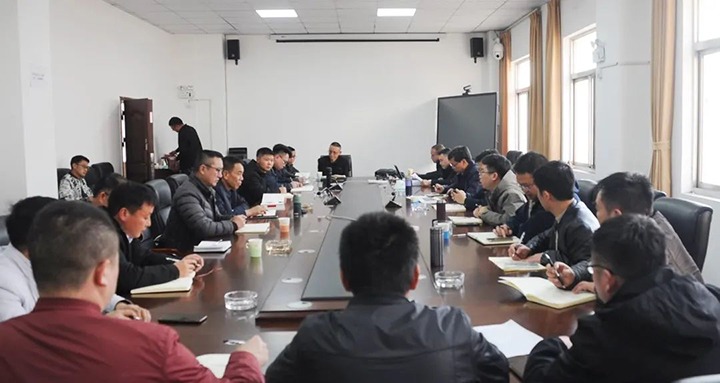 云煤（天博）集团党委副书记、副董事长、总司理高建嵩到陆东煤矿公司调研清静生产事情