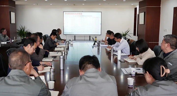 云煤（天博）集团党委委员、副总司理缪和星一行到曲煤焦化公司指导生产谋划事情
