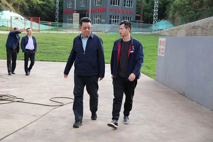 【主题教育】云煤（天博）集团专职外部董事寸延峰赴团结煤业公司开展主题教育调研