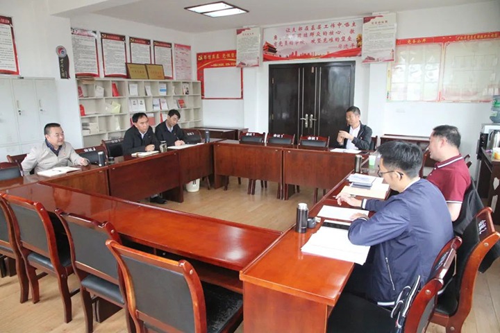 【主题教育】云煤（天博）集团党委委员、纪委书记、监察专员覃崇辉一行到后所煤矿公司开展主题教育调研